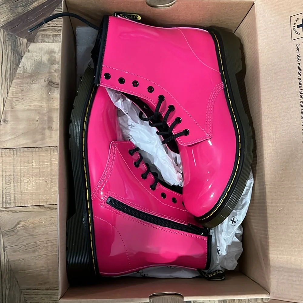 💖DR MARTENS 1460 WOMEN'S PATENT LAMPER LEATHER LACE UP BOOTS 💓💓💖💖NWT - Picture 9 of 13
